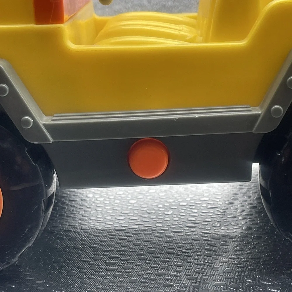 Go Diego Go Talking 4x4 Yellow Jeep Toy Vehicle‎